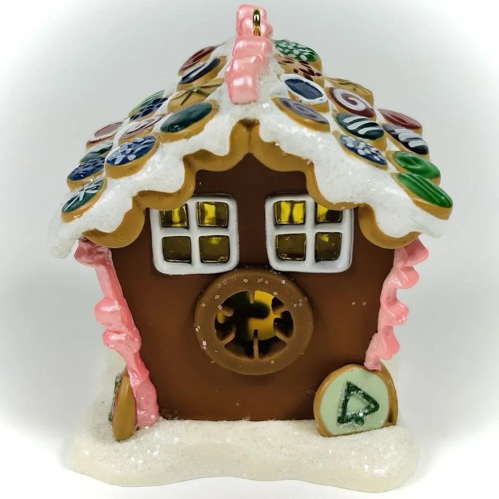 Hallmark Keepsake Bake Shop Noelville 2007 Ornament Second in Series Gingerbread